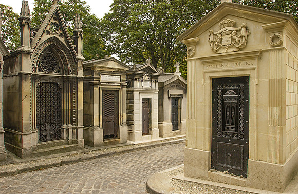 Père Lachaise Cemetery